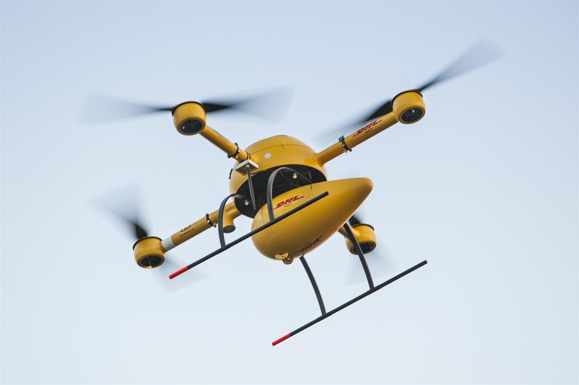 Self Photos / Files - DHL Parcelcopter