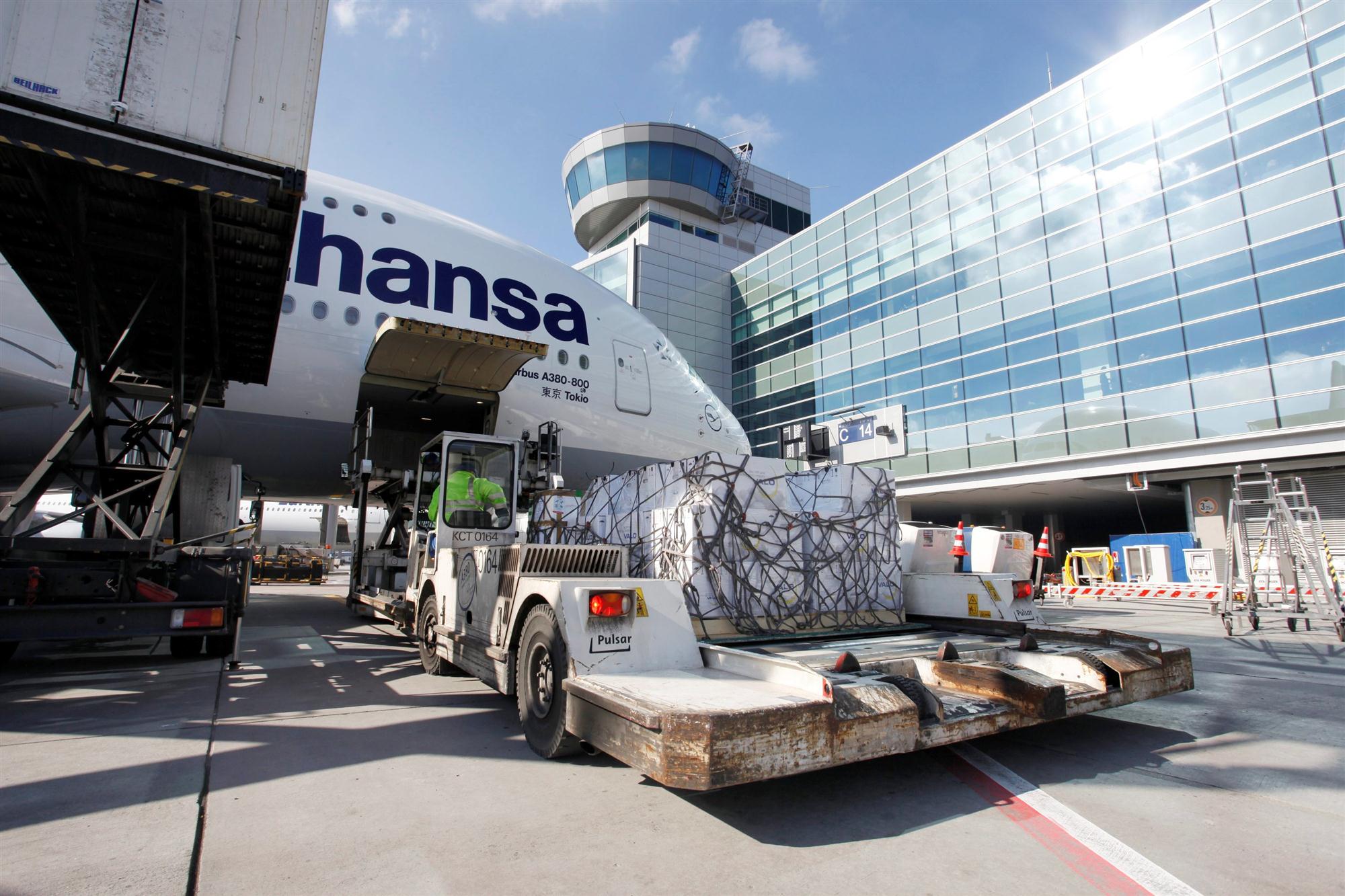 Self Photos / Files - Cargo being loaded at Frankfurt Airport