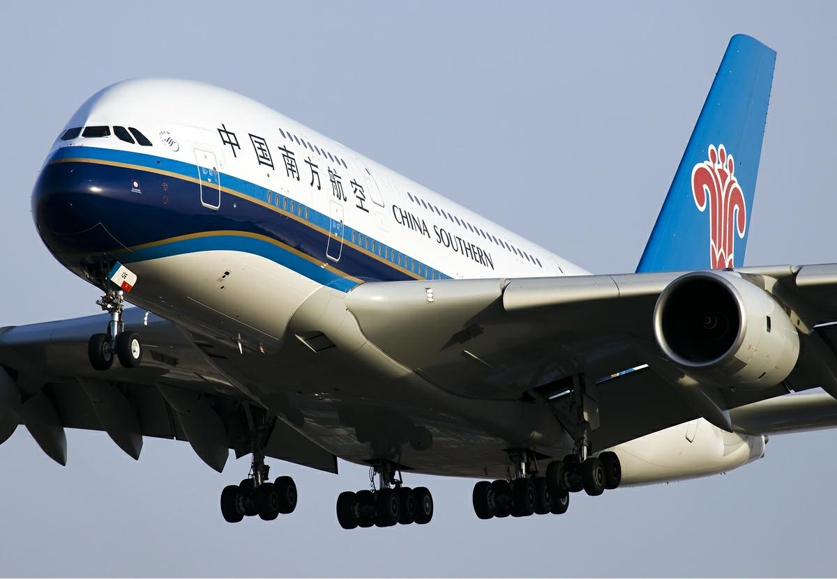 Self Photos / Files - China_Southern_Airlines_Airbus_A380-841_Zhao. wikimedia commonsjpg