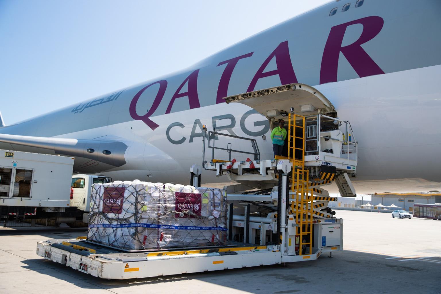 Self Photos / Files - Qatar Airways Cargo (002)