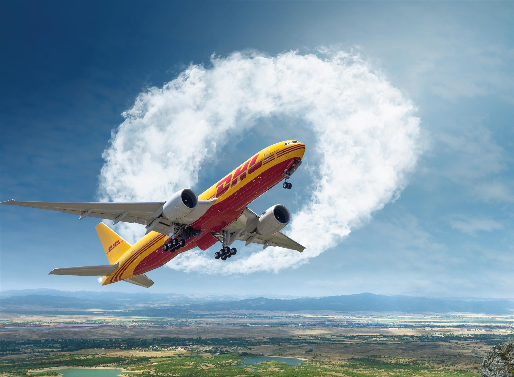 Self Photos / Files - DHL Global_SAF Plane Zero Cloud