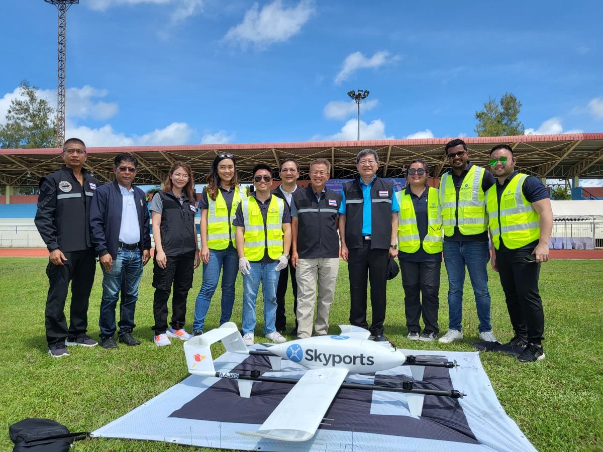 Self Photos / Files - Optimized-Skyports Thailand drone demo group shot