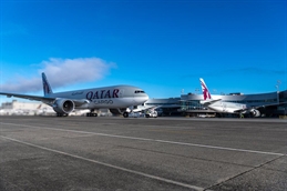 Photo 1_Qatar 777F triple delivery thumb