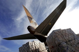 Etihad_Airways_reported_a__1.8bn_loss_in_2016_while_air_cargo_came_under_pressure