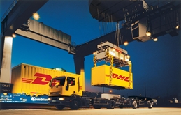 dhl_container_loading