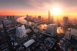 Chao Praya Bangkok skyline Fotolia_83162816_L